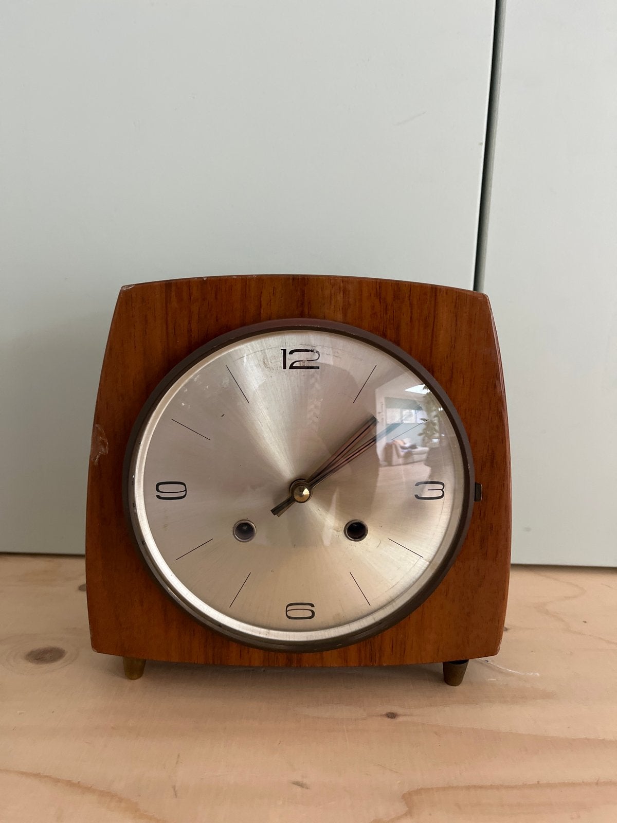 Werkende Art Deco tafelklok van hout, Antiek en Kunst, Ophalen of Verzenden
