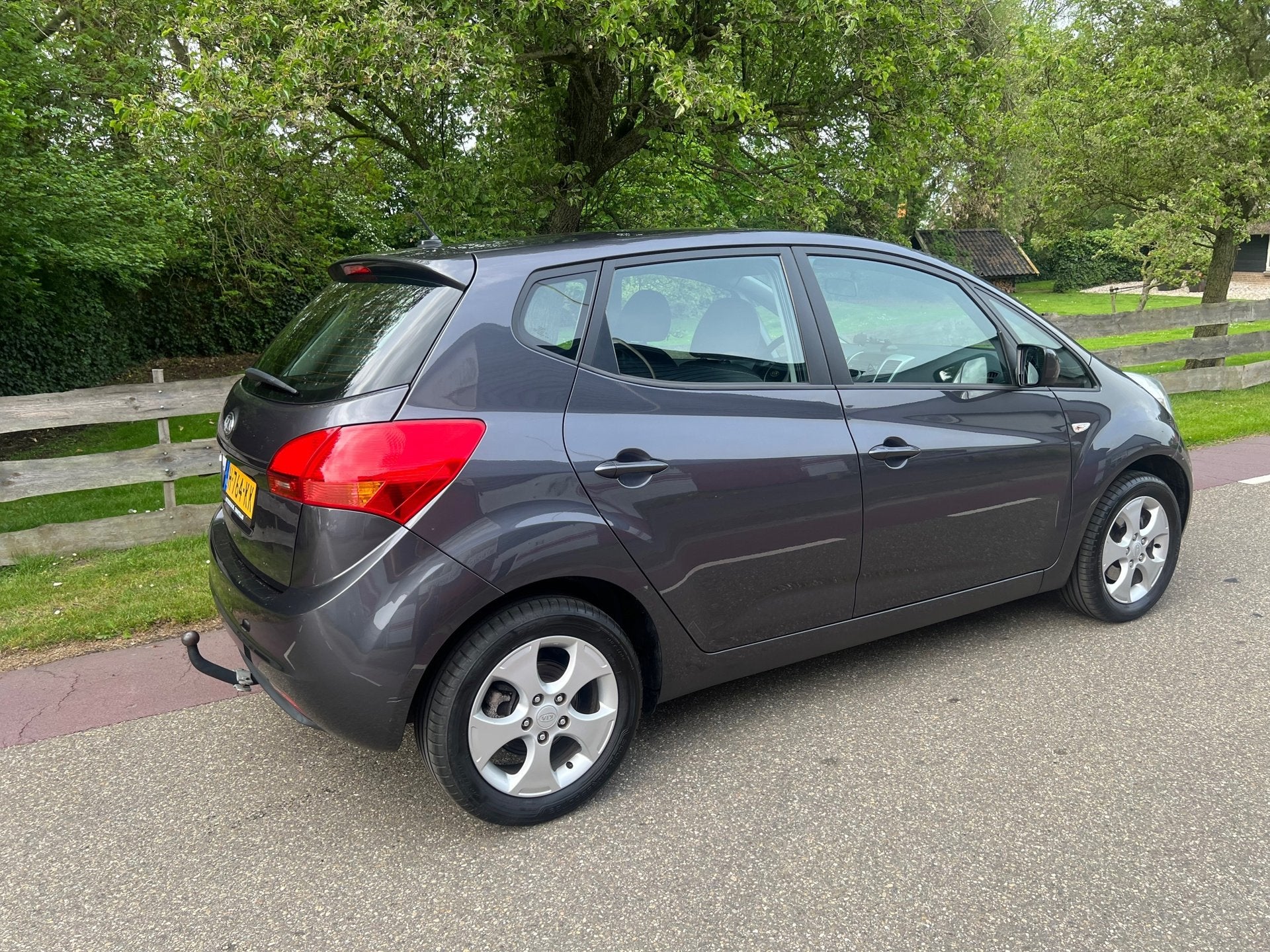 Kia Venga 1.6 CVVT X-tra Airco 58.898 KM, Auto's, Voorwielaandrijving, Euro 5, Gebruikt, 4 cilinders