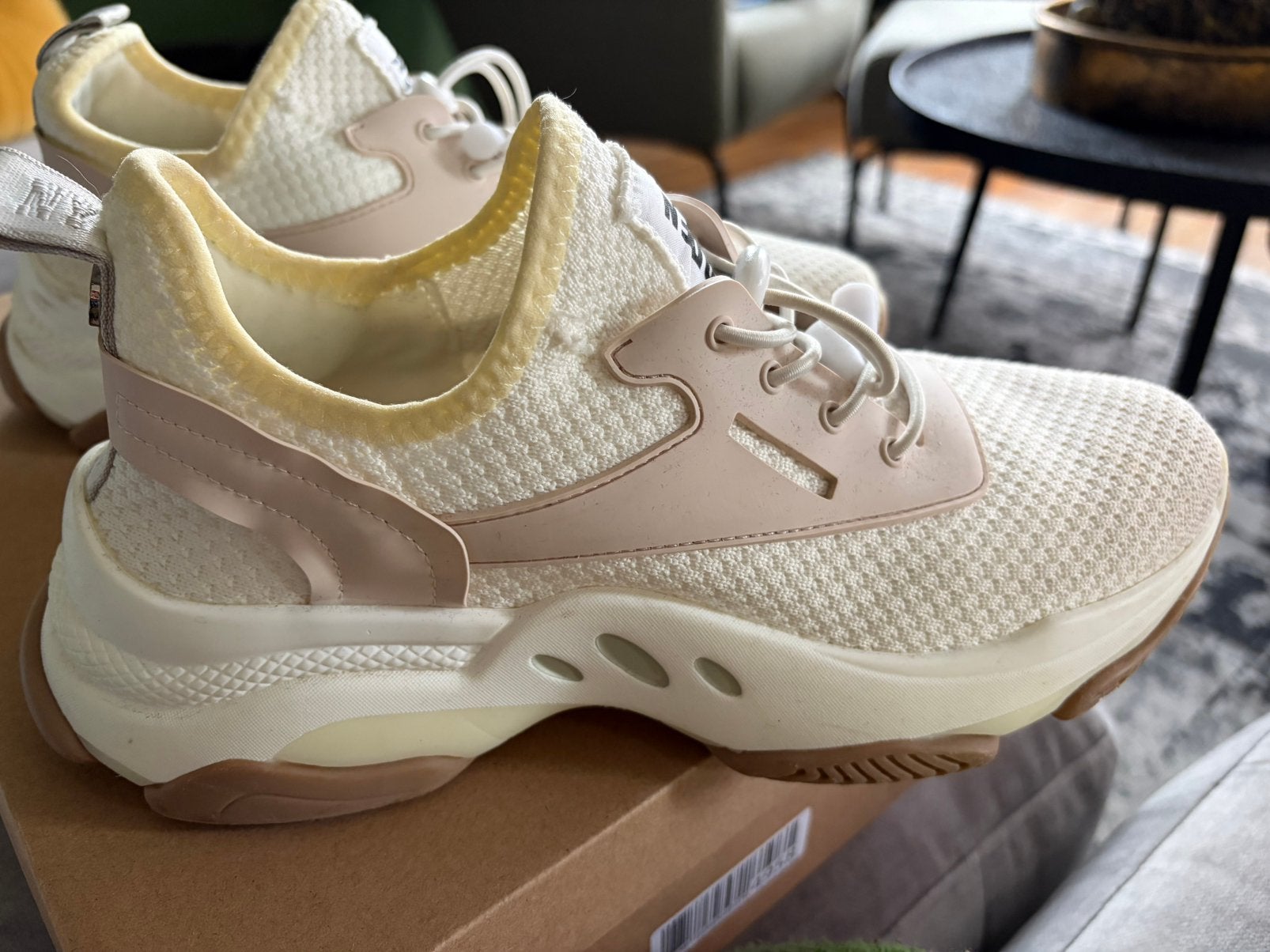 Steve Madden sneakers nieuwstaat 40, Ophalen of Verzenden, Zo goed als nieuw, Sneakers of Gympen