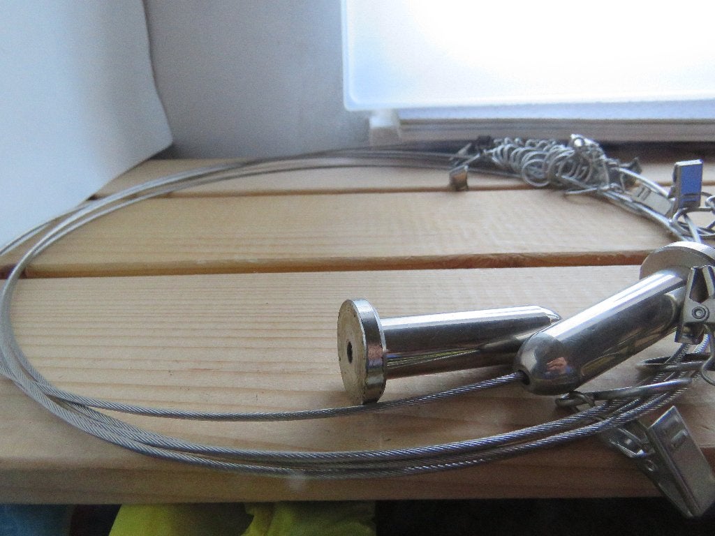 Stalen draad met knijpers voor ophangen tekeningen/kaarten, Ophalen of Verzenden, Nieuw, Zilver, Metaal