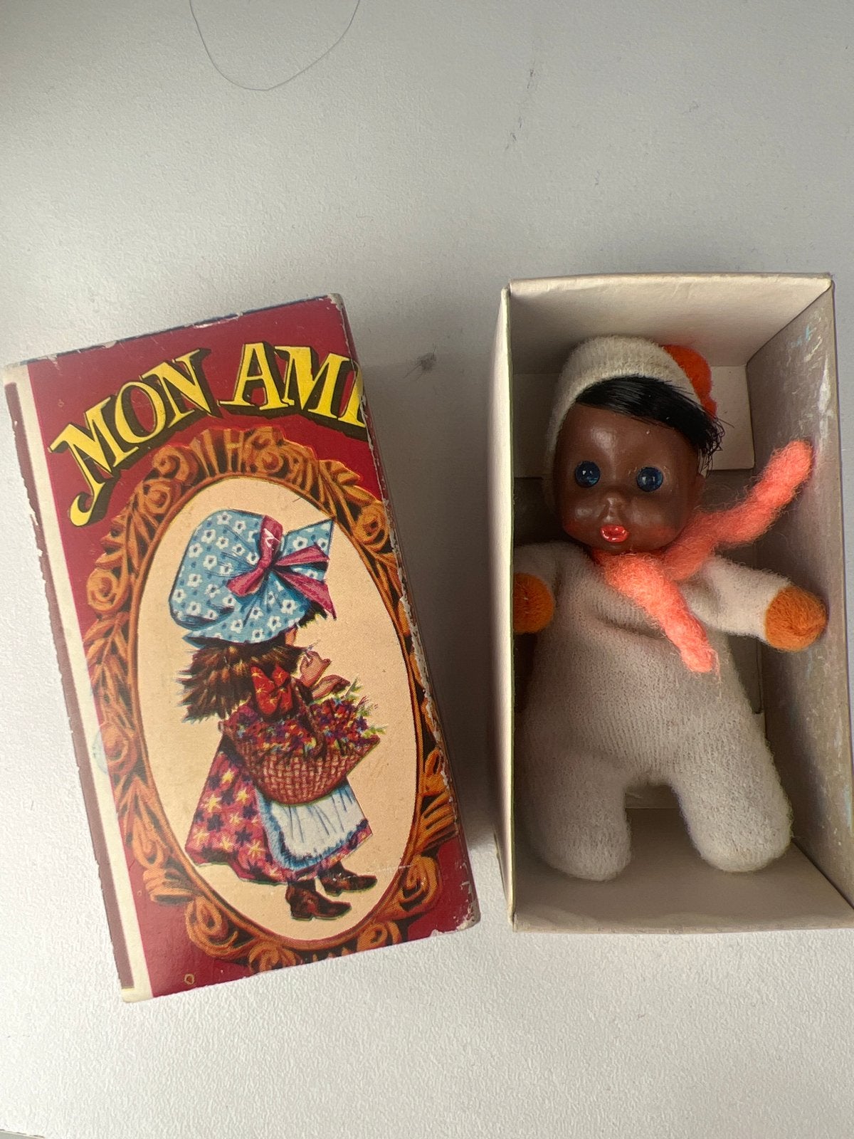 Vintage Mon Amie Babypop in Doosje - Zeldzaam, Ophalen, Gebruikt, Babypop