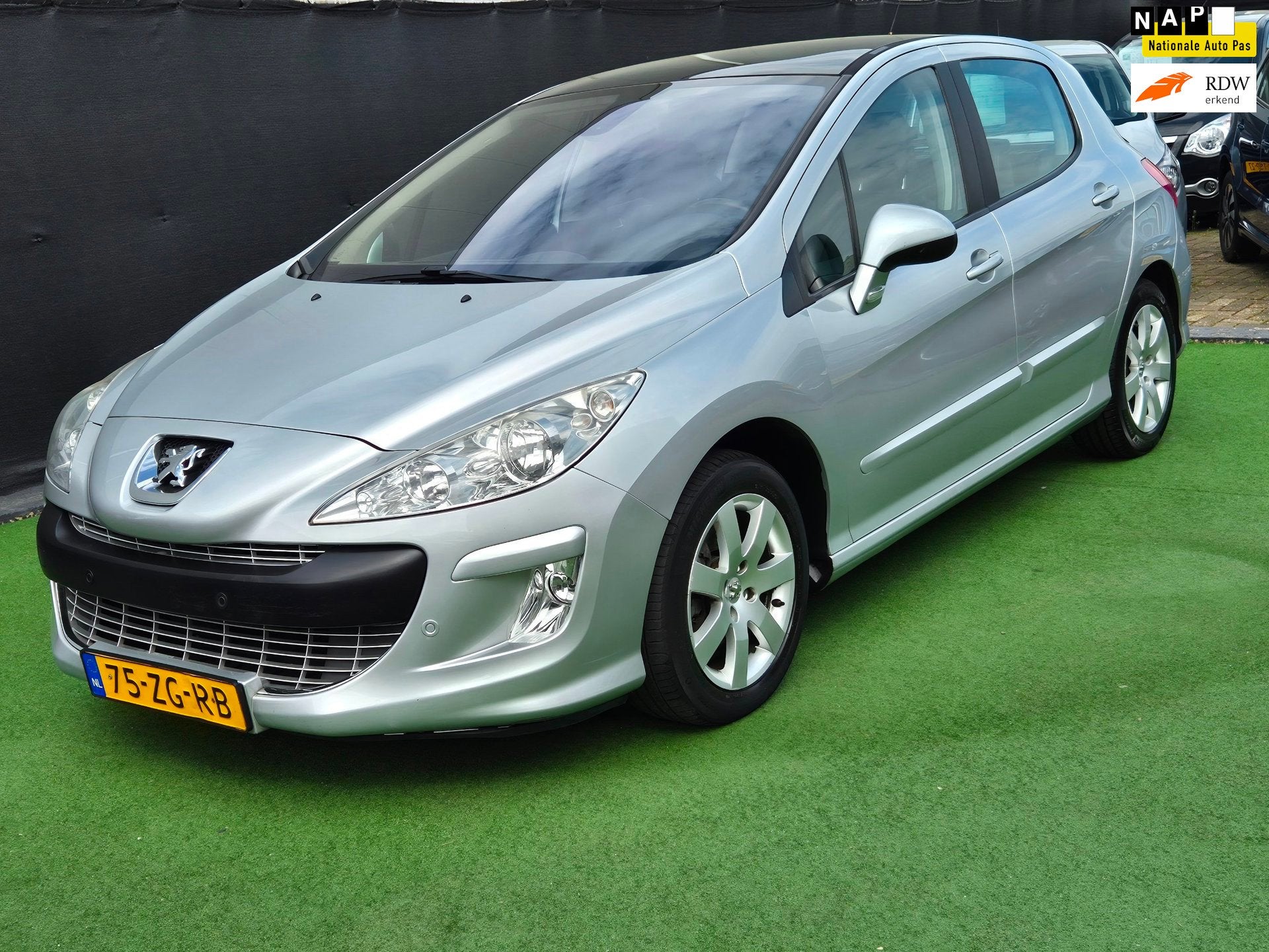 Peugeot 308 1.6 PANO LEDER AUTOMAAT NAP!, Auto's, 1330 kg, Gebruikt, 4 cilinders, 715 kg