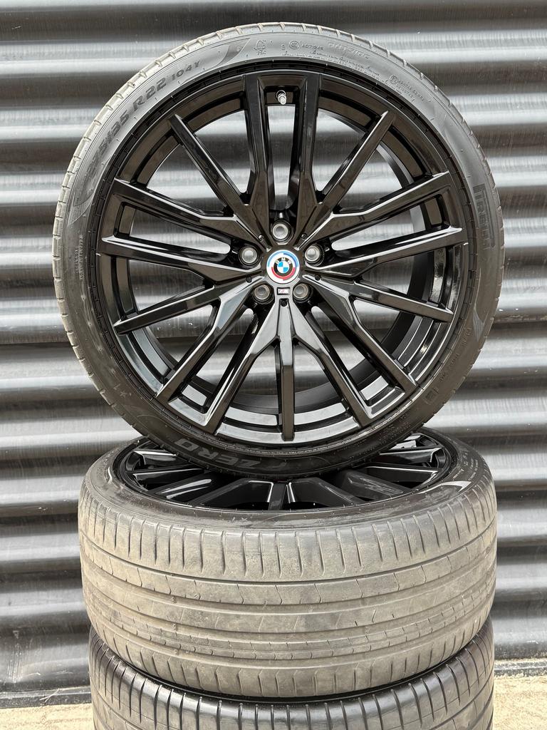 22” Orig Bmw Styl 742M G05 X5 X6 G06 velgen banden, Gebruikt, -, -, Banden en Velgen
