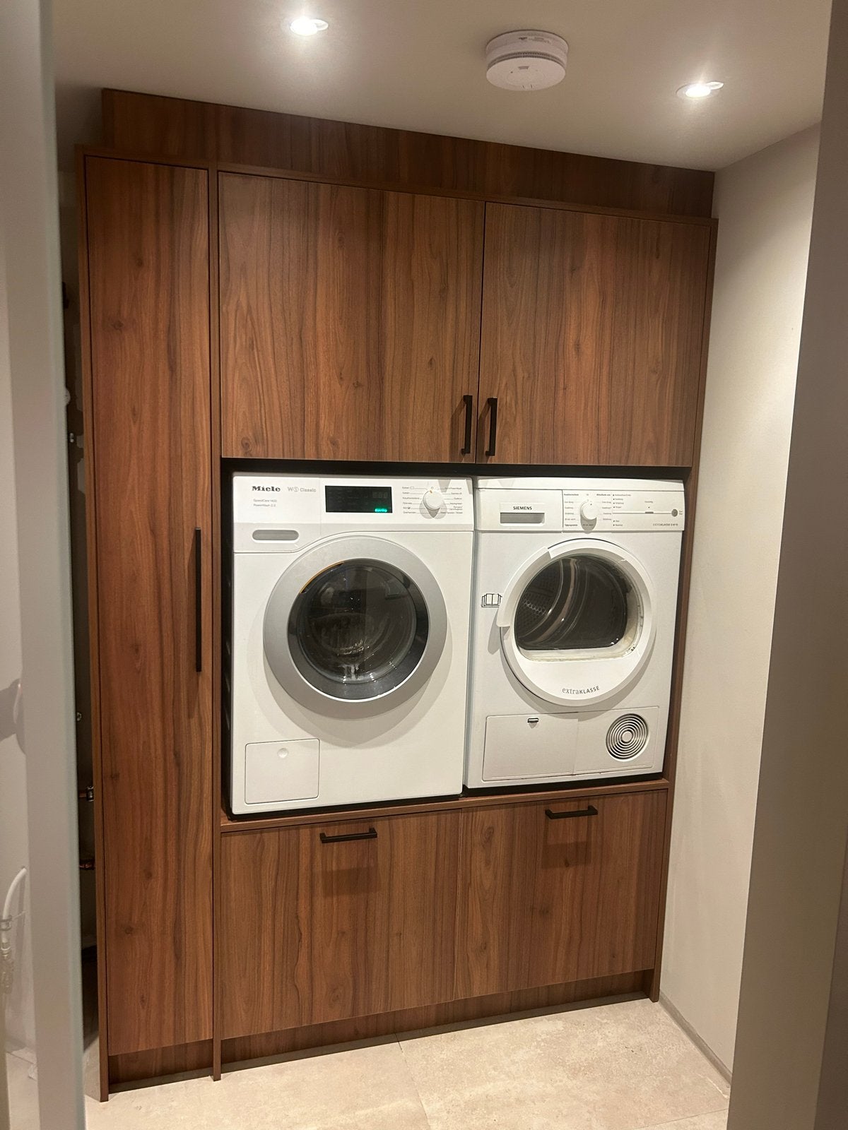 Maatwerk wasmachine/droger kasten, 1200 tot 1600 toeren, Gebruikt, Minder dan 85 cm, Ophalen of Verzenden