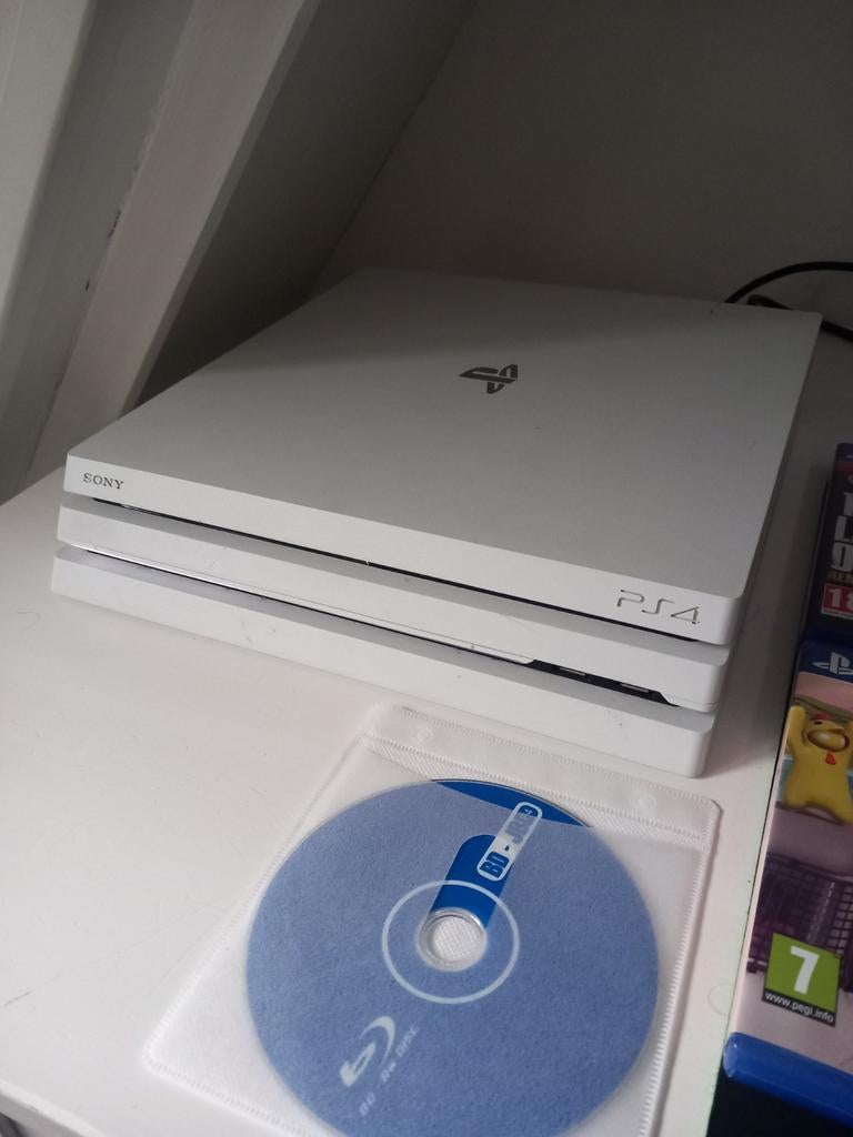 PlayStation 4 Pro 1TB met 7 spellen, Ophalen of Verzenden, Zonder controller, 1 TB, Pro