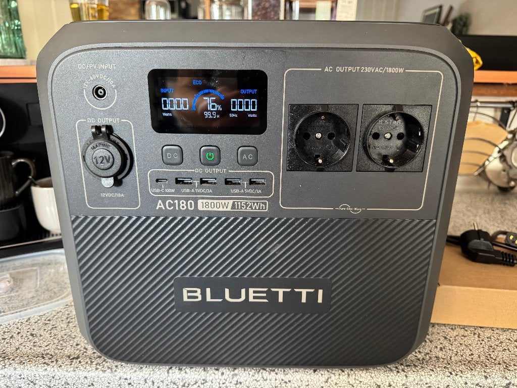 Powerstation BLEUETTI 1800 WATT zonnepaneel, Ophalen, Zo goed als nieuw