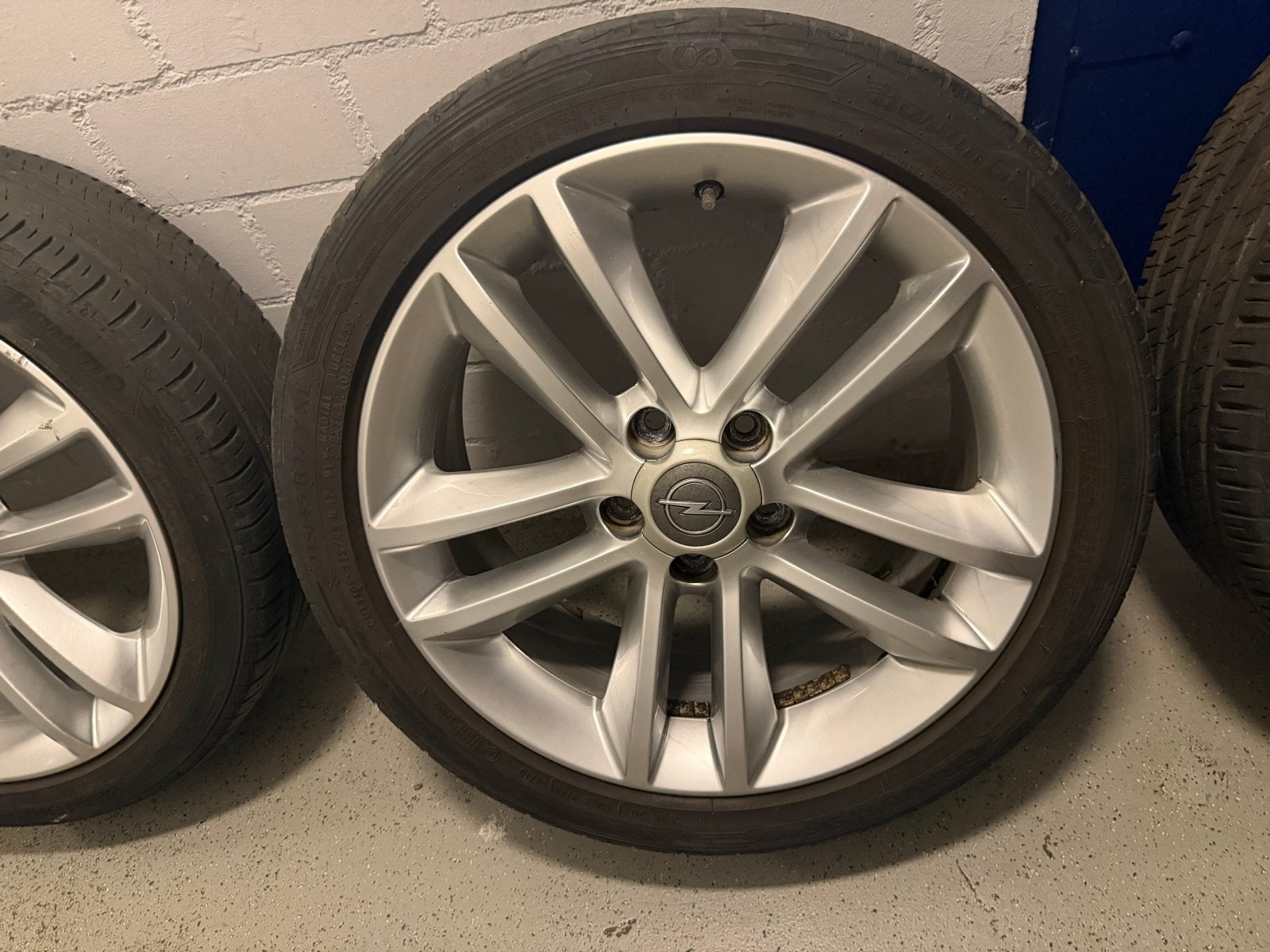 Set Opel velgen 17”+zomerbanden en Corsa F 16” Velgen, Ophalen, Gebruikt, Banden en Velgen, 17 inch