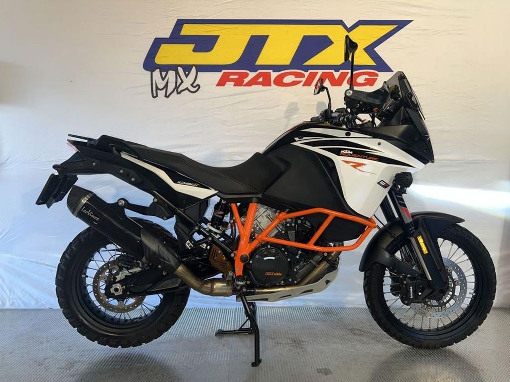 KTM 1090 ADVENTURE R, 2 cilinders, KTM, Motorrijbewijs A, Bedrijf