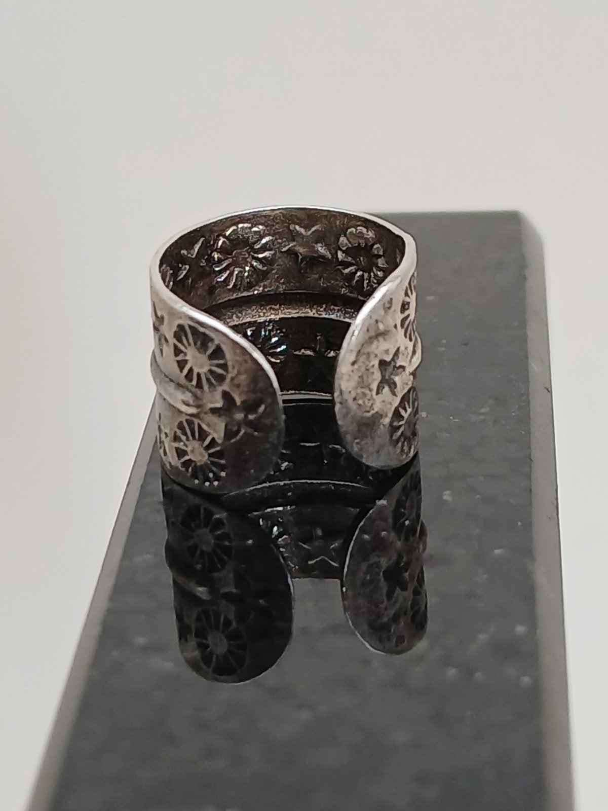 Zilveren Ear Cuff met Gedetailleerde Patronen - 925 Sterling, Ophalen of Verzenden