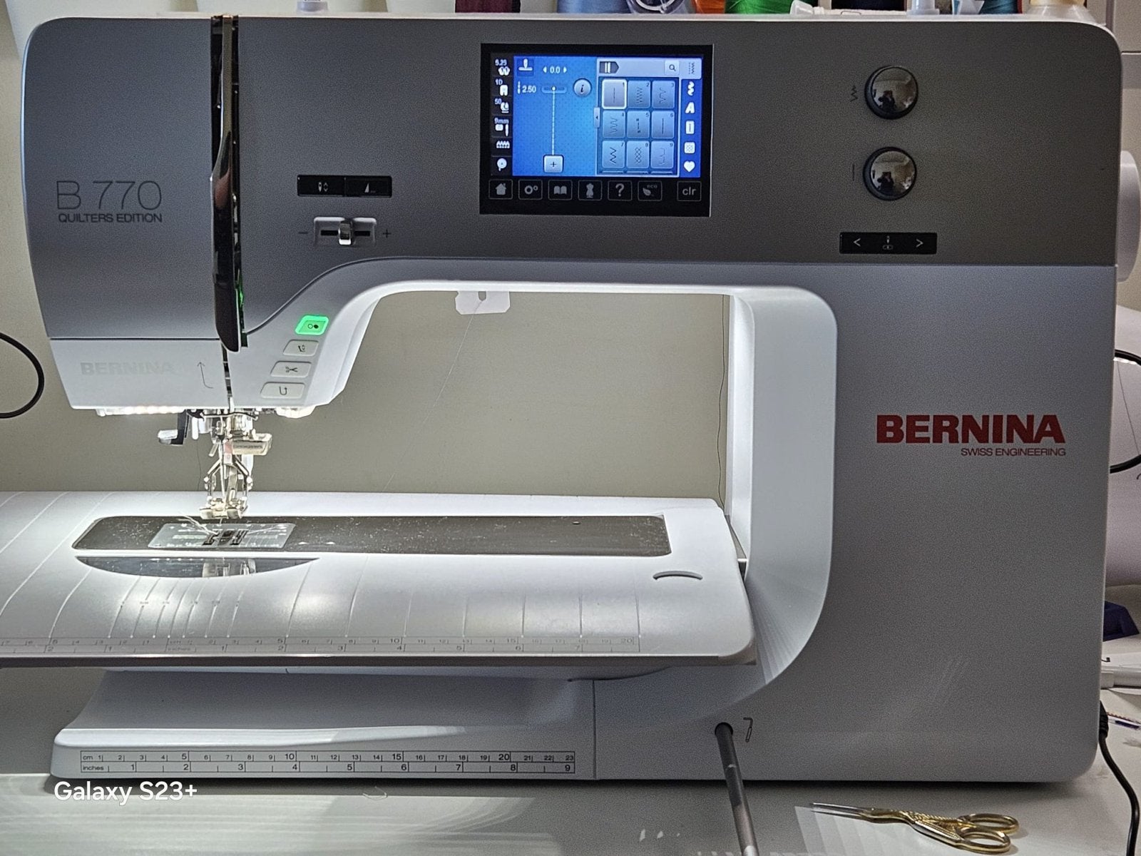 Bernina B 770 QE naaimachine met borduur module, Ophalen, Zo goed als nieuw, Naaimachine, Bernina