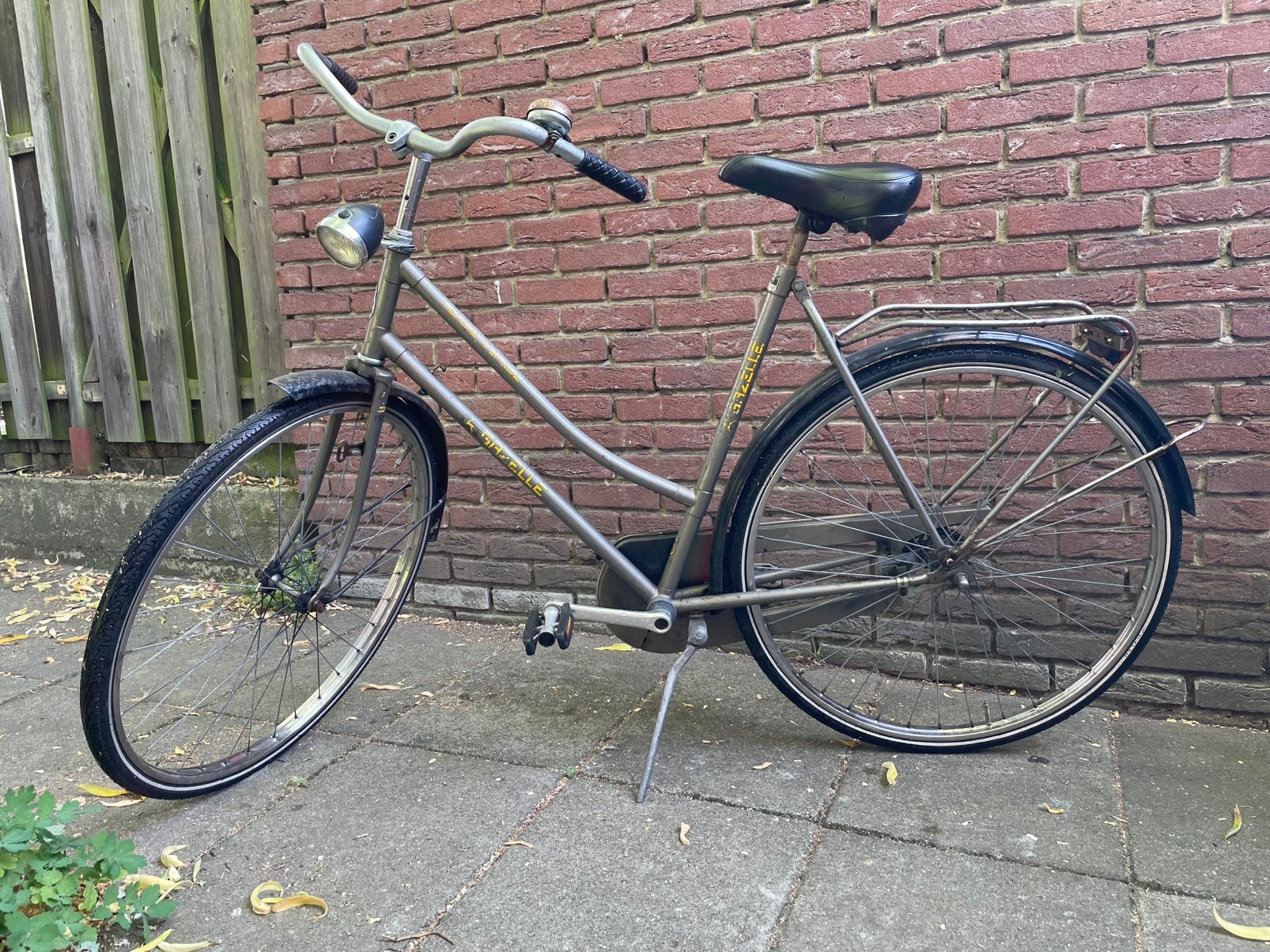 Stadsfiets Gazelle, Fietsen en Brommers, Fietsen | Dames | Damesfietsen, Gebruikt, Gazelle, 53 tot 56 cm, Terugtraprem, Ophalen