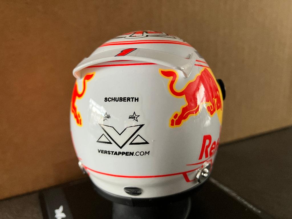 ✅ Max Verstappen 1:4 helm 2023 Japanese GP Red Bull RB19, Verzamelen, Automerken, Motoren en Formule 1, Ophalen of Verzenden, Nieuw