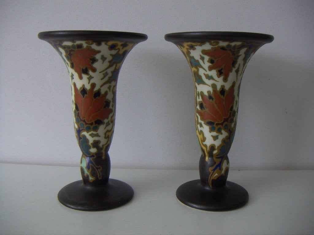 2 Regina Gouda plateel keramiek vazen jr.ca.1920. Dec.Japara, Meerkleurig, Handgemaakt, Ophalen of Verzenden, Zo goed als nieuw