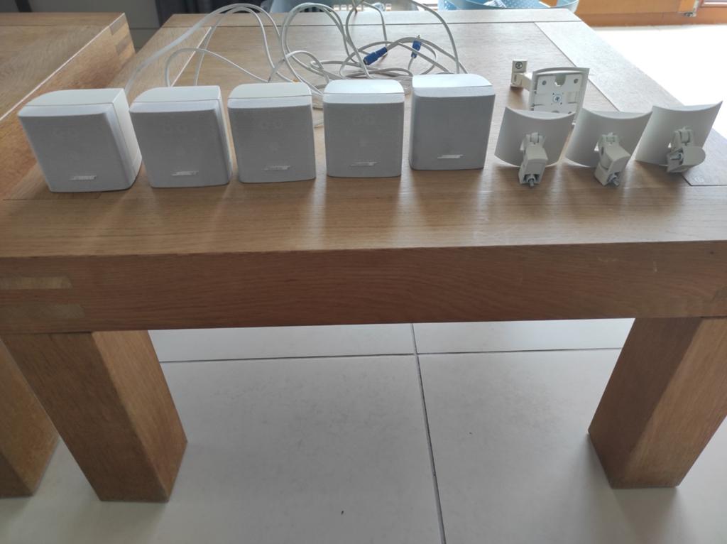 Bose Acoustimass 5.1 Surroundset Speakers met Beugels, Ophalen of Verzenden, Gebruikt, 120 watt of meer, Bose