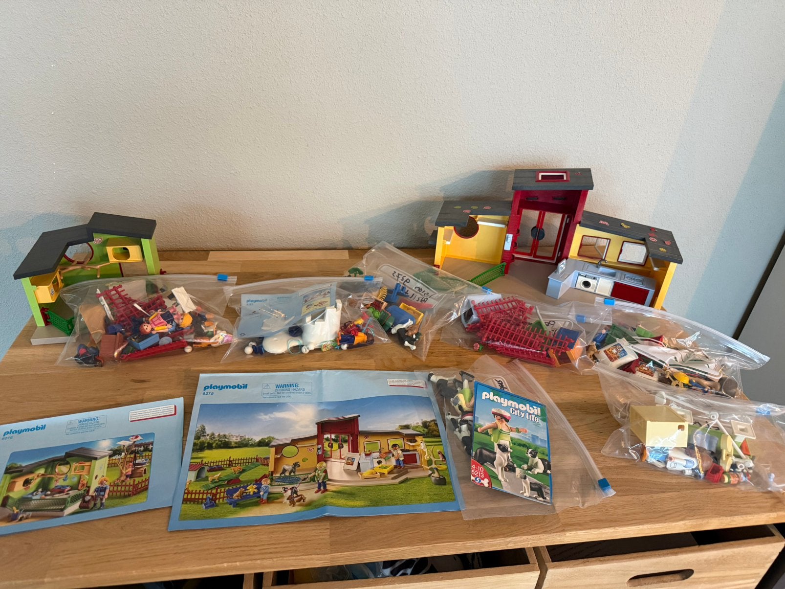 Playmobil dierenpension met kattenopvang en dierenarts, Ophalen of Verzenden, Zo goed als nieuw