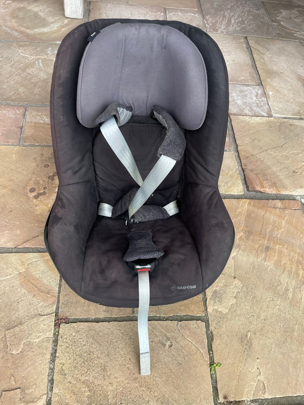 Maxi-Cosi Pearl autostoel met FamilyFix base, Ophalen, Gebruikt, Verstelbare rugleuning, 9 t/m 18 kg