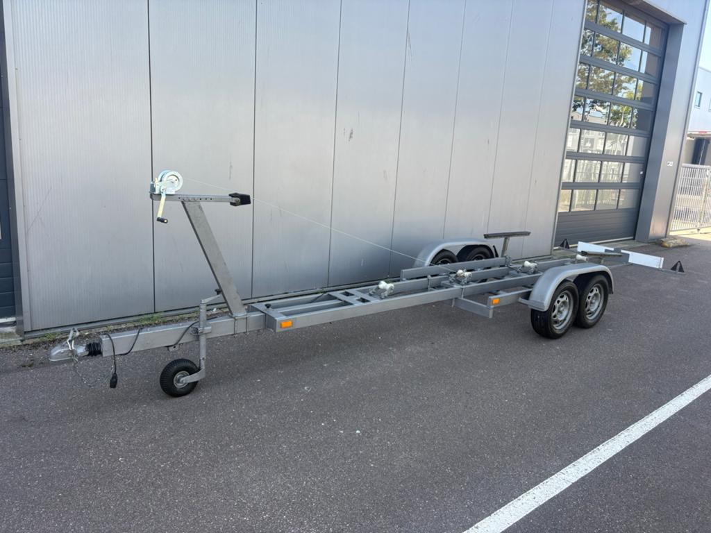 Dubbelasser boot trailer tandemasser motorboot speedboot 7M., Ophalen, Gebruikt, 1500 tot 3000 kg, Overige typen