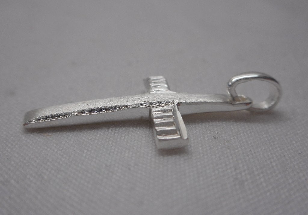 Zilveren kruis hangertje nr.854, Verzenden, Zo goed als nieuw, Kruis of Symbool, Zilver
