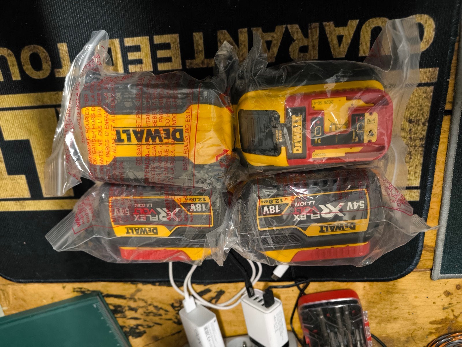 4x DeWalt DCB548 XR Flexvolt 18V/54V 12.0Ah accu laatste set, Ophalen, Nieuw
