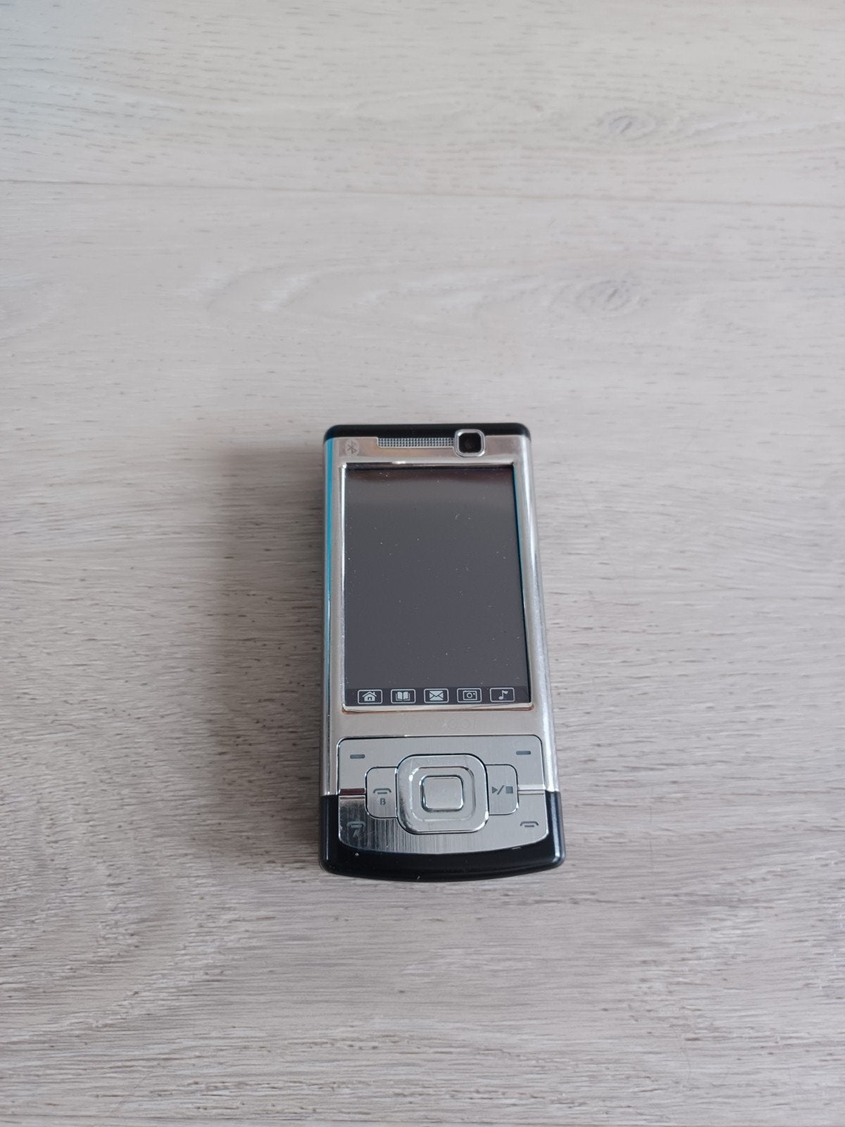 zeldzame Anycool F818 in nieuwstaat, Telecommunicatie, Ophalen of Verzenden, Zwart