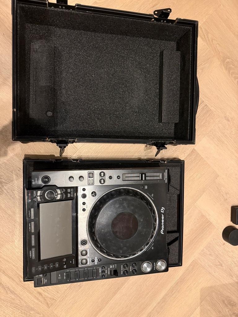 Pioneer CDJ-2000NXS2 2x met flightcases, Muziek en Instrumenten, Dj-sets en Draaitafels, Ophalen, Gebruikt, Dj-set, Pioneer