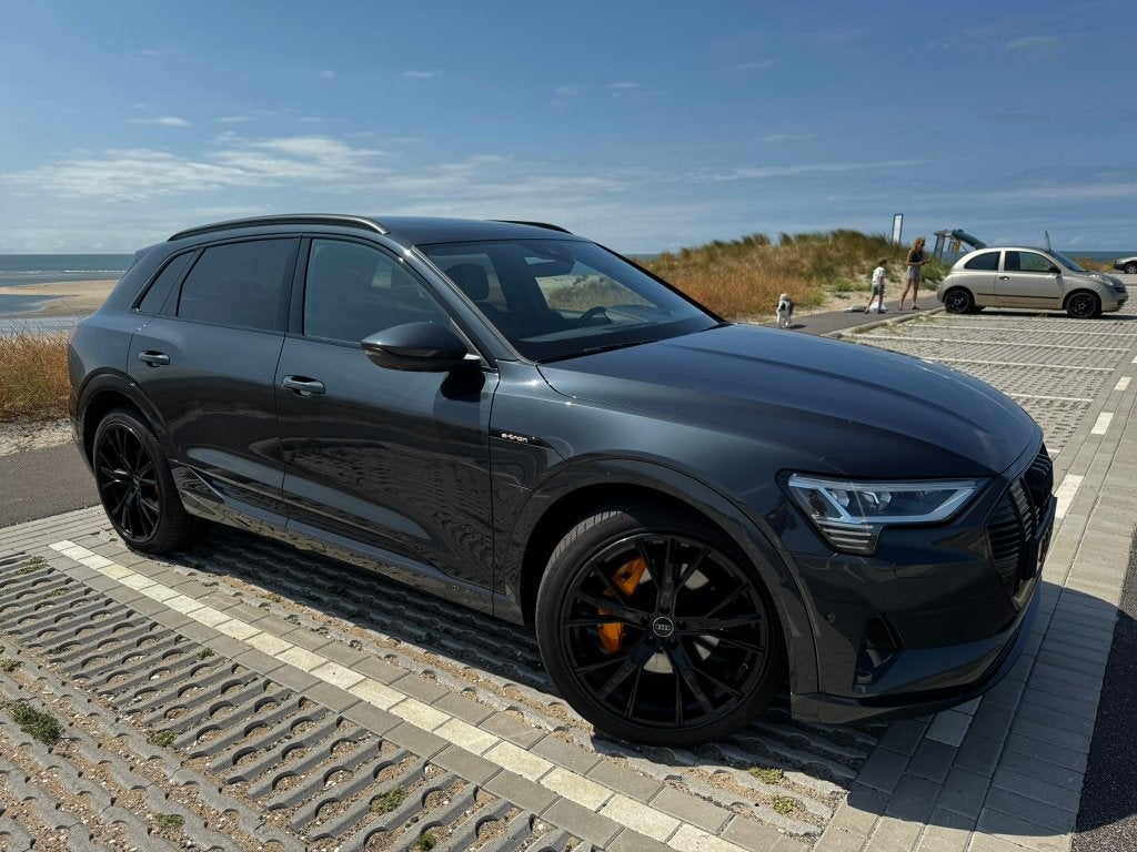 Audi e-tron 55 quattro - 409pk - S line - Pano - B&O -SOH91%, Automaat, 131 €/maand, 1800 kg, Particulier