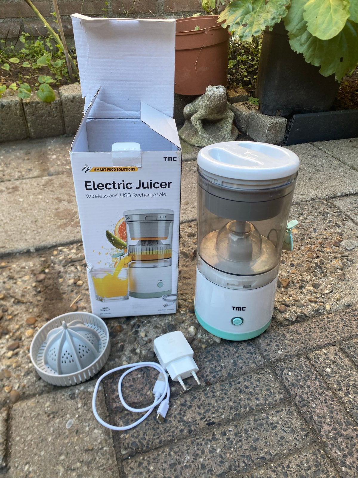 TMC Draadloze en USB Oplaadbare Elektrische Citruspers, Ophalen of Verzenden, Gebruikt, Elektrisch, Citruspers