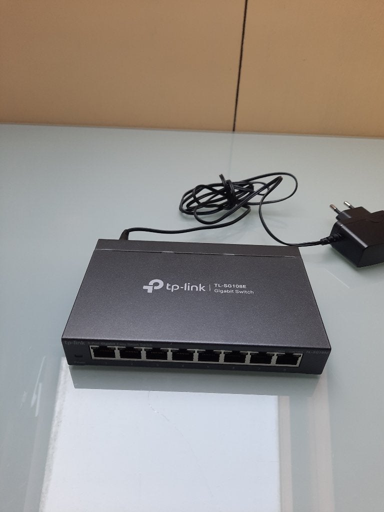 TP-Link TL-SG108E Managed Gigabit Switch - 8 poorten, Ophalen of Verzenden, Zo goed als nieuw