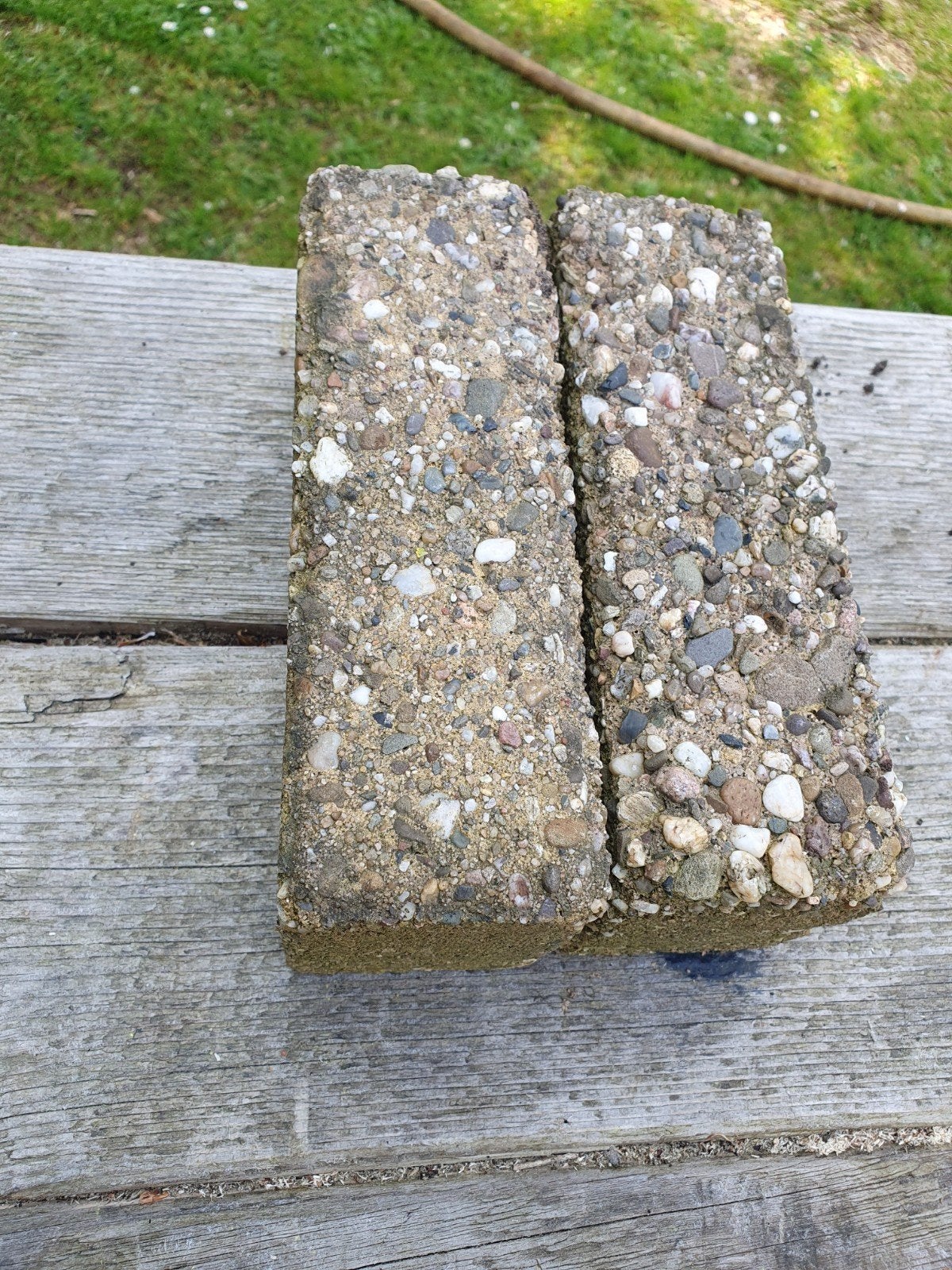 Gebruikte betonnen klinkers voor terras of oprit, Tuin en Terras, Gebruikt, Klinkers, Ophalen of Verzenden, 10 m² of meer