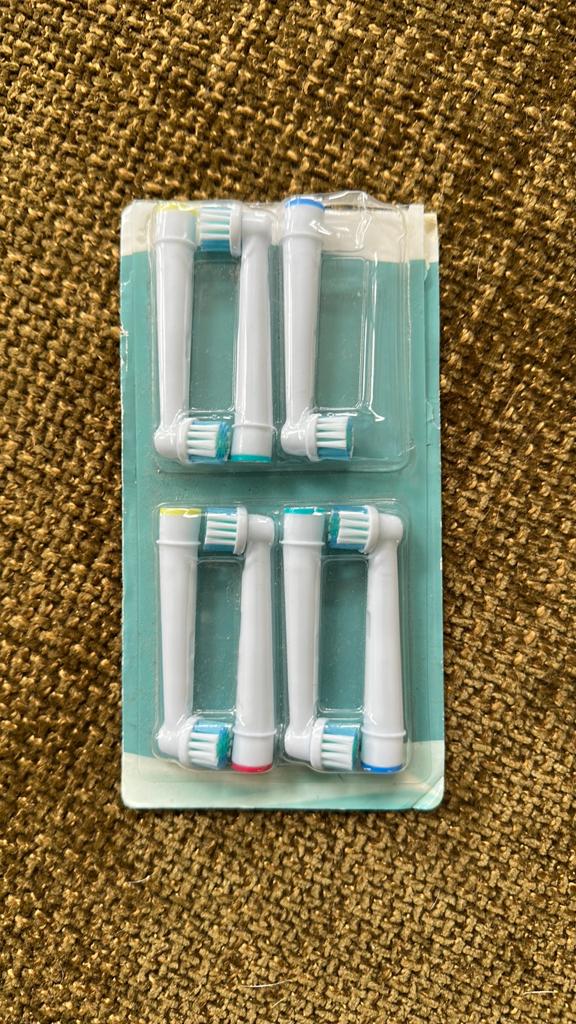 Oral b borstels. 7 stuks, Ophalen of Verzenden, Nieuw, Tandenborstel