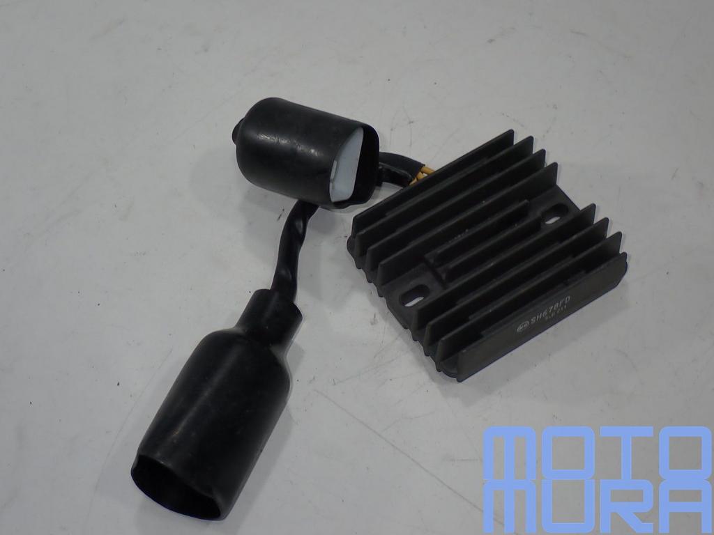 Spanningsregelaar voor de Honda CBR 1000 RR 2004 - 2007 SC57, Gebruikt, -, -, Ophalen of Verzenden