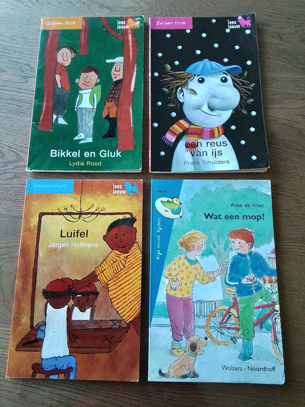 4 leesboekjes groep 3, Boeken, Ophalen of Verzenden, Zo goed als nieuw, Fictie algemeen