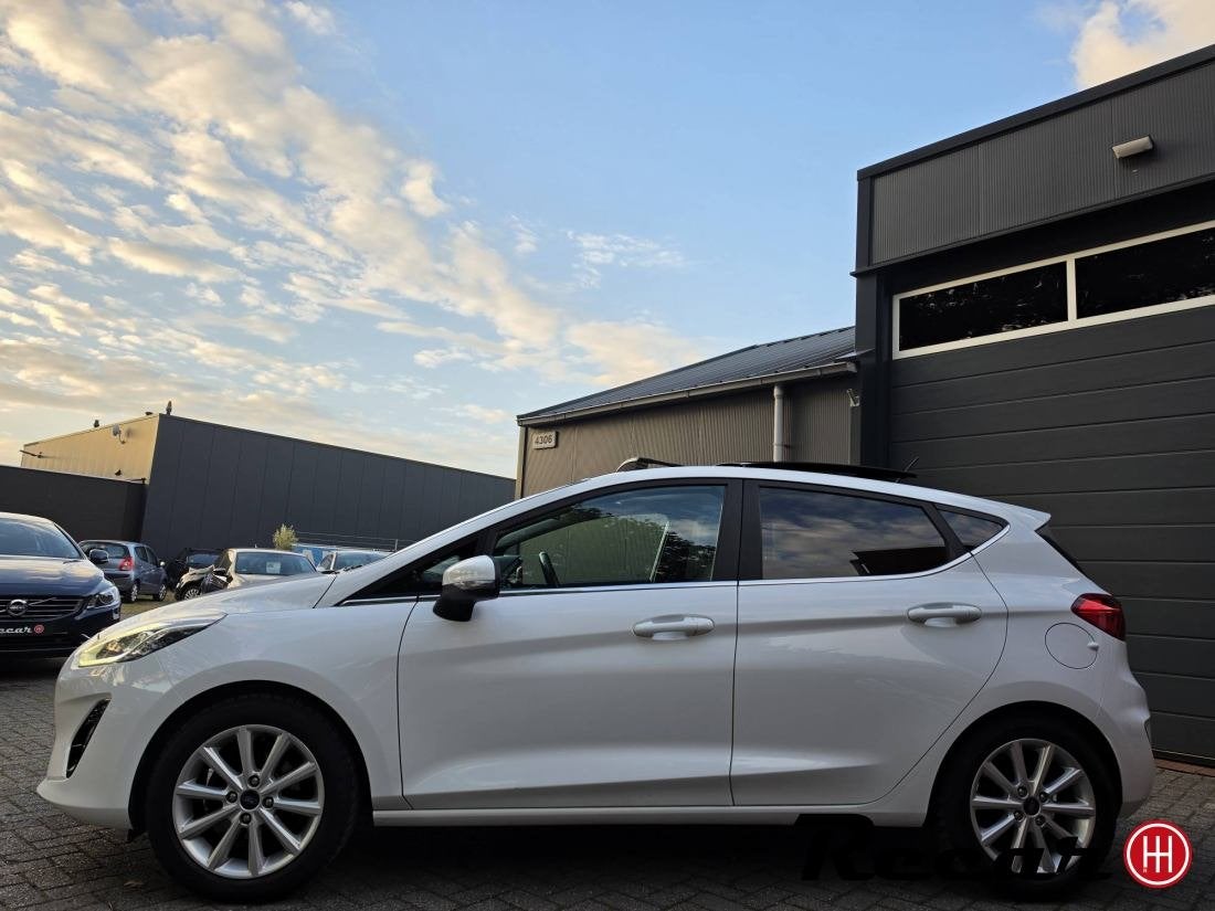 Ford Fiesta - 1.0 EcoBoost Titanium/2xPano/B&O/Mooi, Voorwielaandrijving, Gebruikt, Euro 6, Bedrijf
