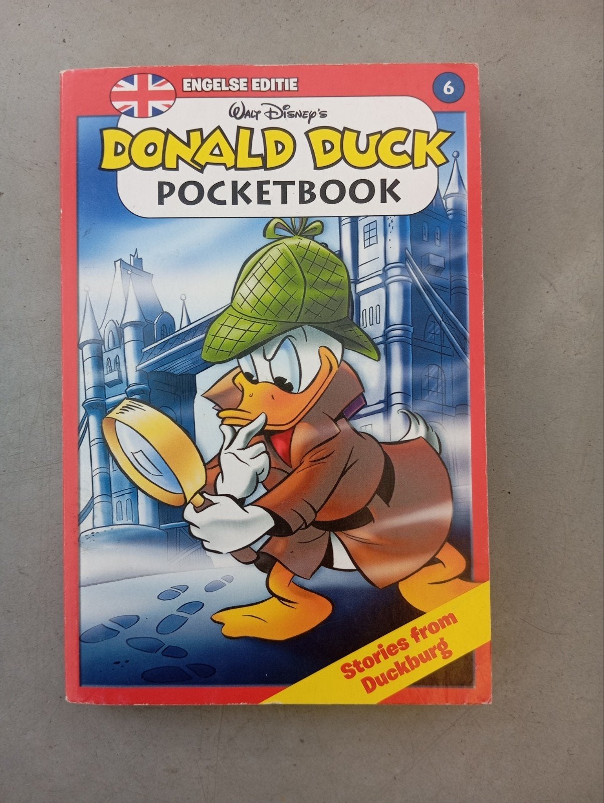 Donald Duck Pocketbook Engelse - Stories from Duckburg, Eén stripboek, Ophalen of Verzenden, Gelezen, Walt Disney