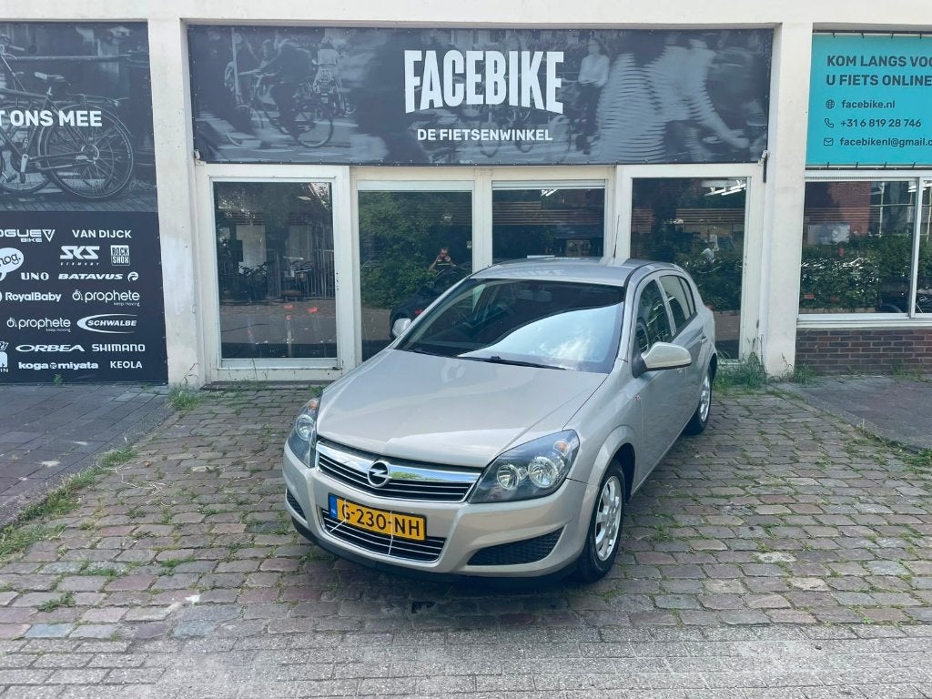 Opel Astra 1.6 16V 5D 85KW 2011 Grijs, Voorwielaandrijving, Stof, Euro 6, 4 cilinders
