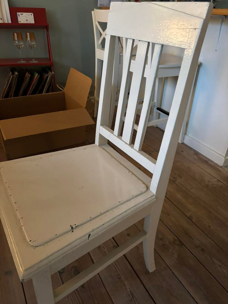 Brocante stoeltje, Huis en Inrichting, Stoelen, Ophalen, Gebruikt, Wit, Eén