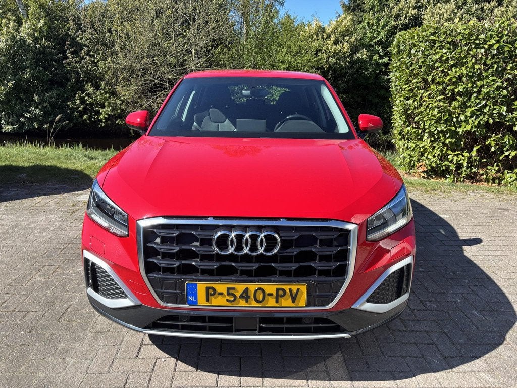 Audi Q2 35 TFSI S Edition 150 PK | Afneembare Trekhaak | Sto, Auto's, Audi, 4 cilinders, 150 pk, Leder en Stof, Bedrijf