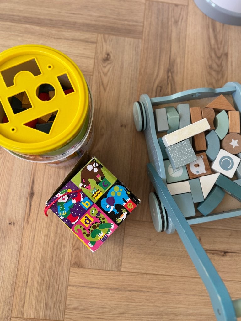 Different play toys and a walker, Ophalen, Gebruikt, Jongen of Meisje
