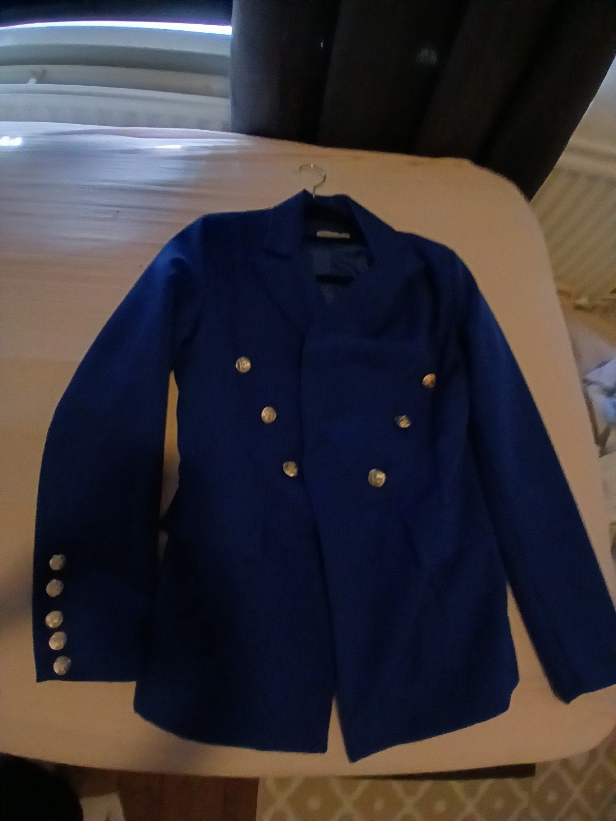 Stijlvolle blauwe blazer met gouden knopen, Kleding | Dames, Ophalen, Blauw, Zo goed als nieuw, Jasje
