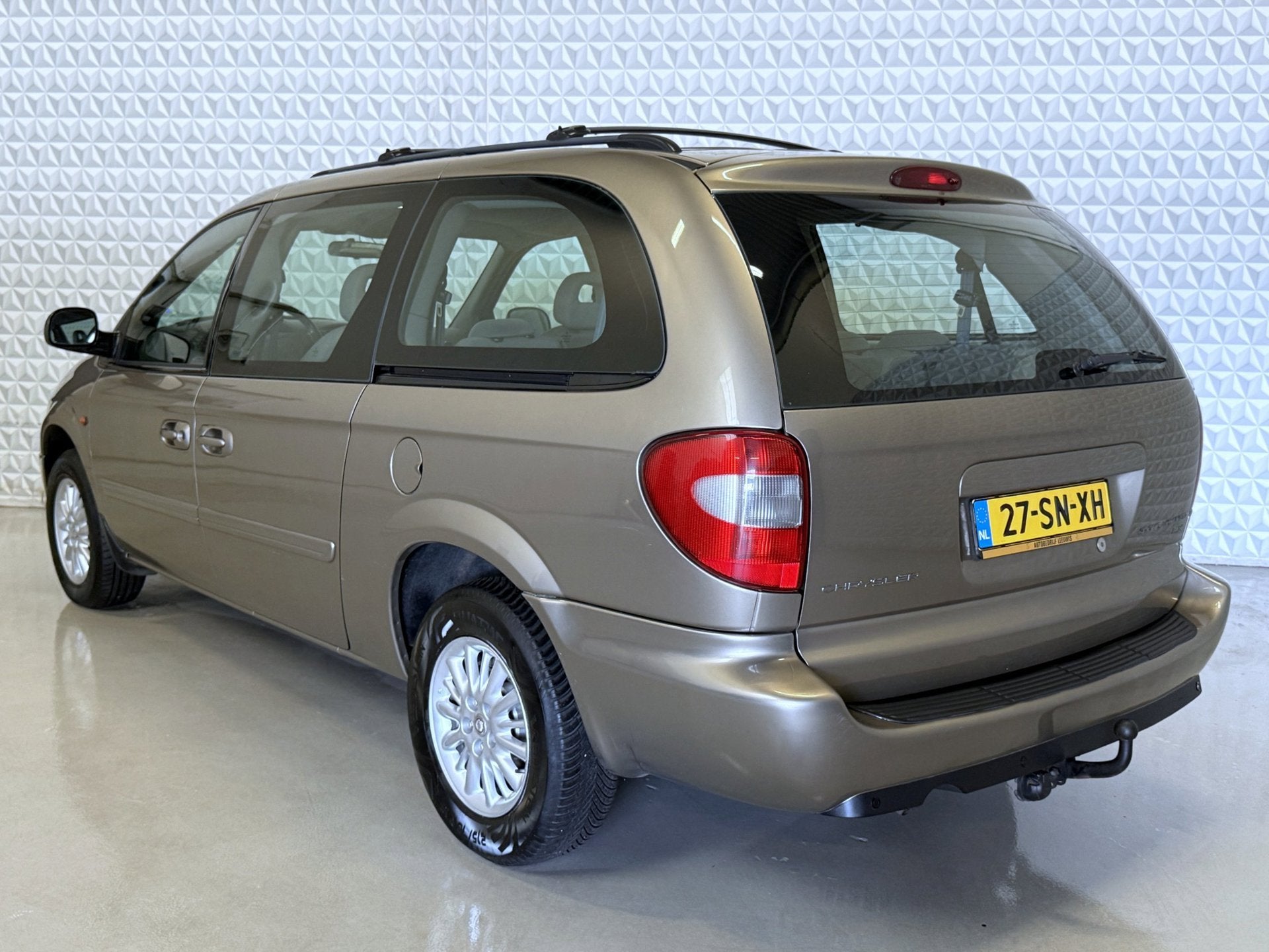 Chrysler Grand Voyager 3.3i V6 LX *Stow 'n Go* 186.000km (20, Auto's, Chrysler, 3301 cc, Gebruikt, Origineel Nederlands, Bedrijf
