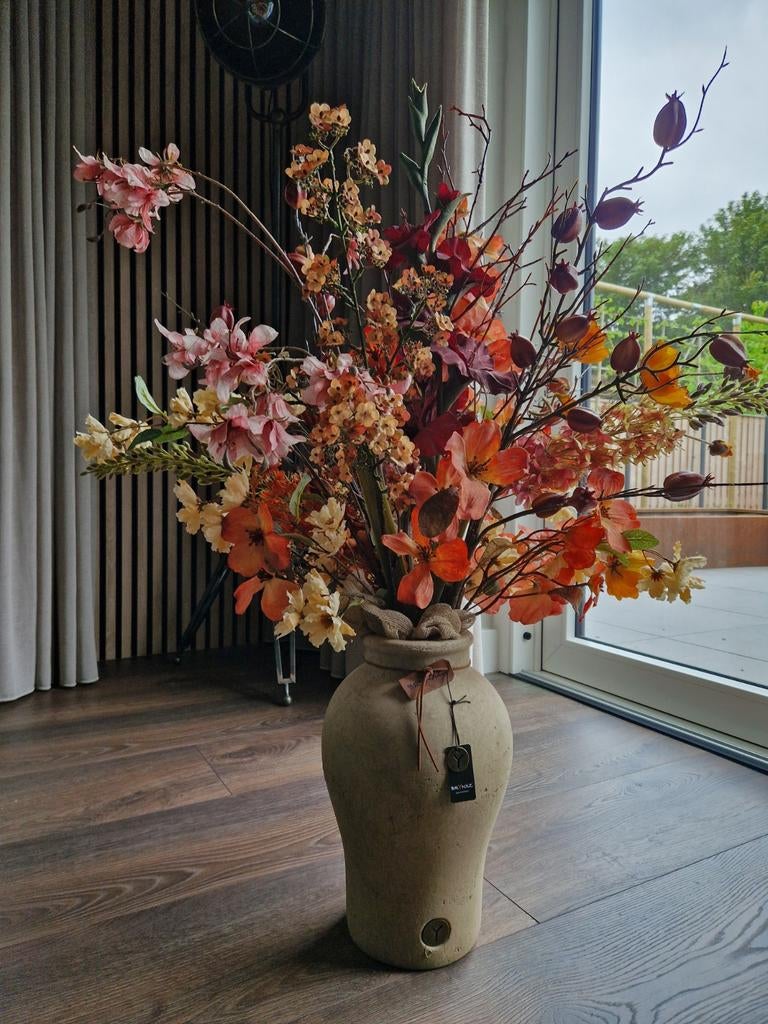 Grote Brynxz pot met zijdeboeket, Ophalen, Binnen, 100 cm, Zo goed als nieuw