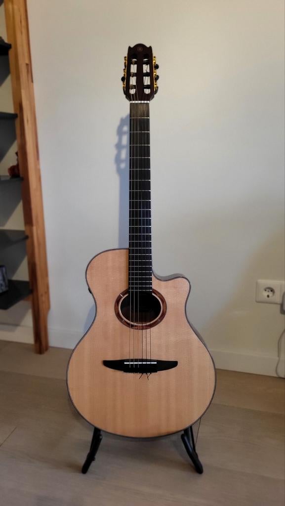 Yamaha NTX3 NT Concert Gitaar met Pickup, Muziek en Instrumenten, Ophalen of Verzenden, Zo goed als nieuw, Western- of Steelstringgitaar