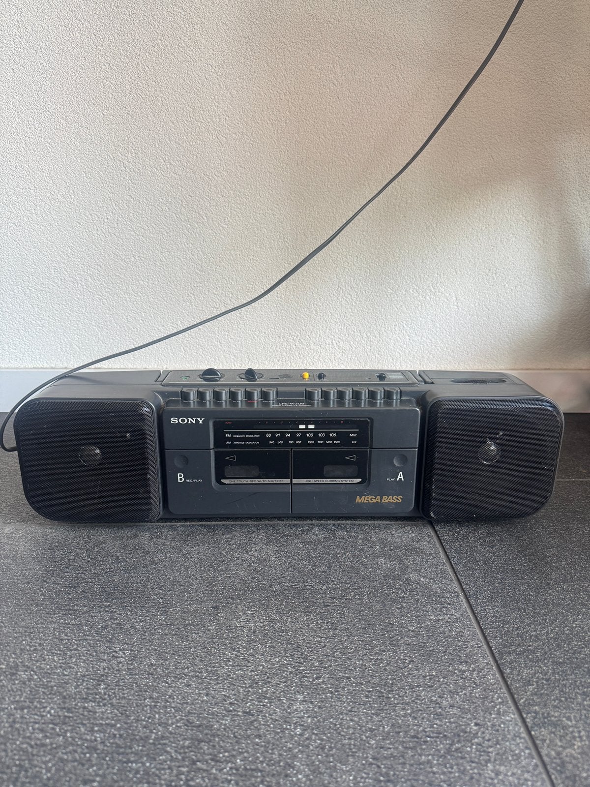 Vintage Sony CFS-W308 Boombox Stereo, Ophalen, Gebruikt, Sony, Tuner of Radio