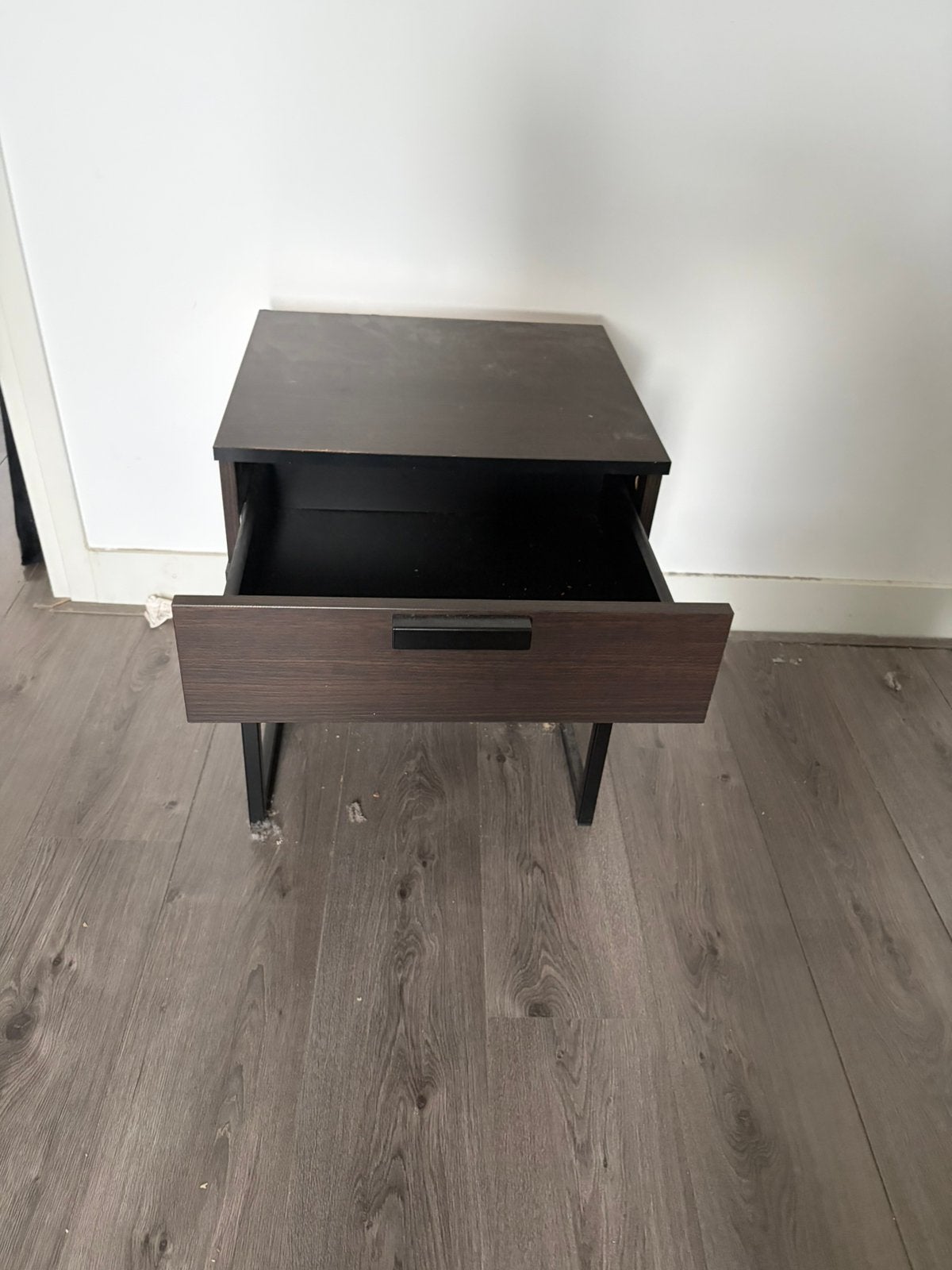 Nachtkastje ikea, Huis en Inrichting, Slaapkamer | Nachtkastjes, Ophalen, Zo goed als nieuw, Minder dan 45 cm, 55 tot 70 cm