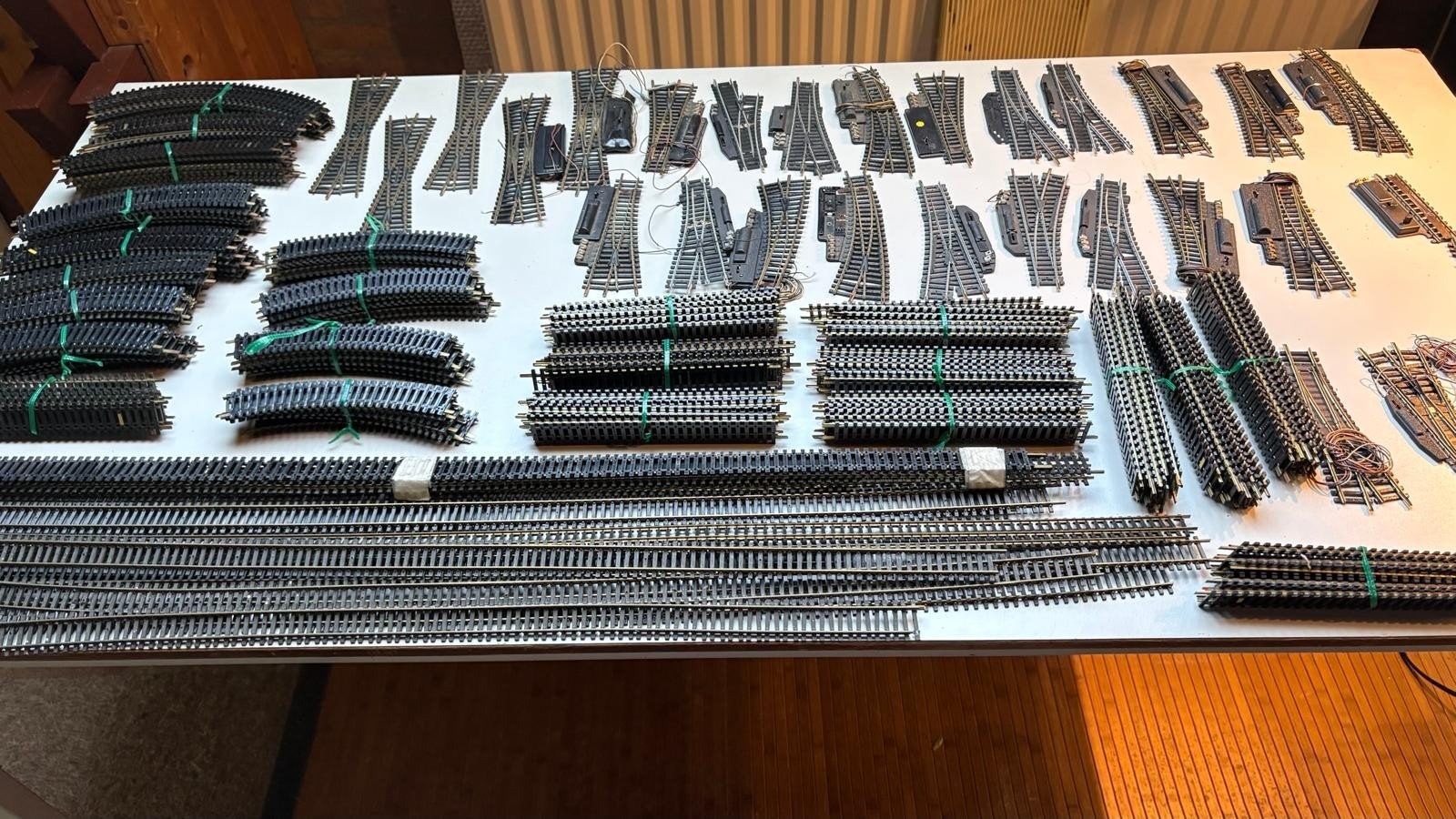 Grote set trainrails, wissels van o.a fleishman, Ophalen