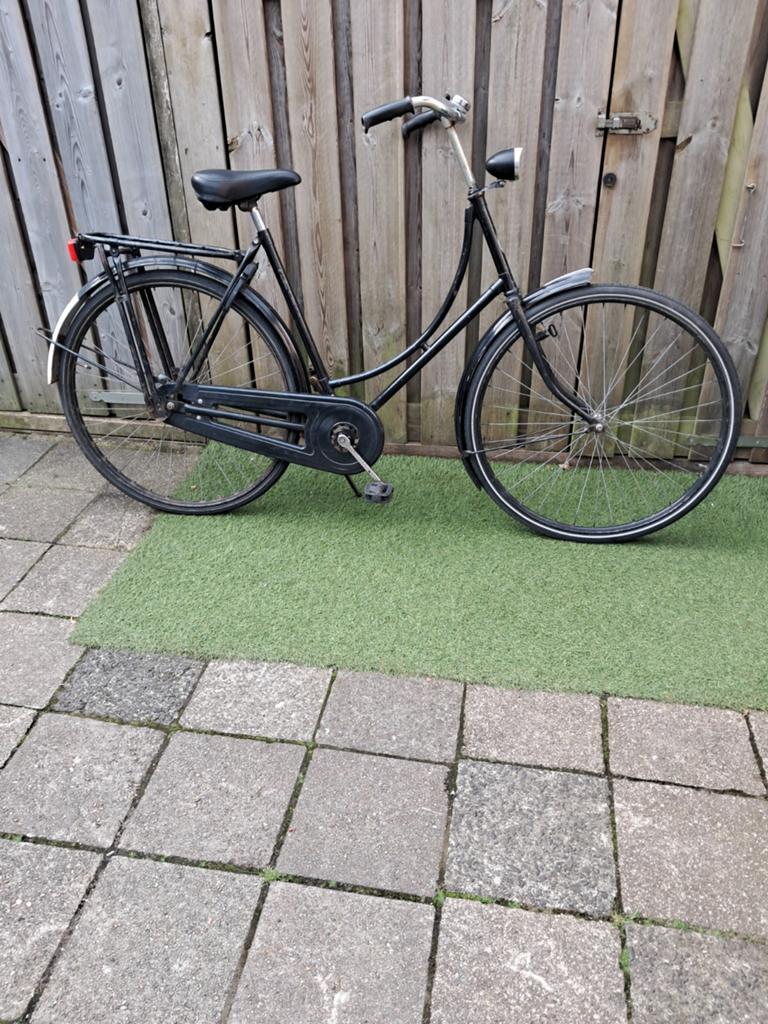 Omafiets stationsfiets . €20,-, Ophalen, Terugtraprem, Gebruikt, 56 cm of meer