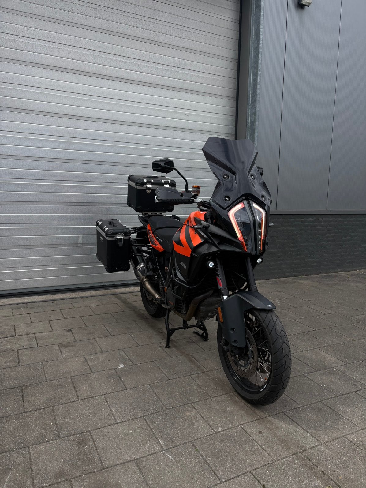 KTM 1290 Super Adventure S | Jekill and Hyde | Full- Option, 2 cilinders, Handvatverwarming, Occasion, Motorrijbewijs A