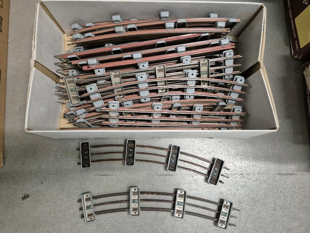 8 Dozen vintage blikken trein rails Hornby, Marklin, JEP enz, Gebruikt, Gelijkstroom, Rails, Analoog