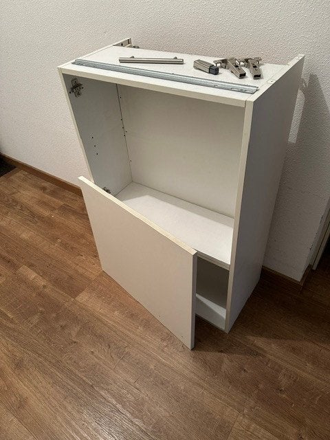 Bruynzeel boven kastje magnetron, Huis en Inrichting, Keuken | Keukenelementen, Ophalen, Gebruikt, Wit, 50 tot 100 cm