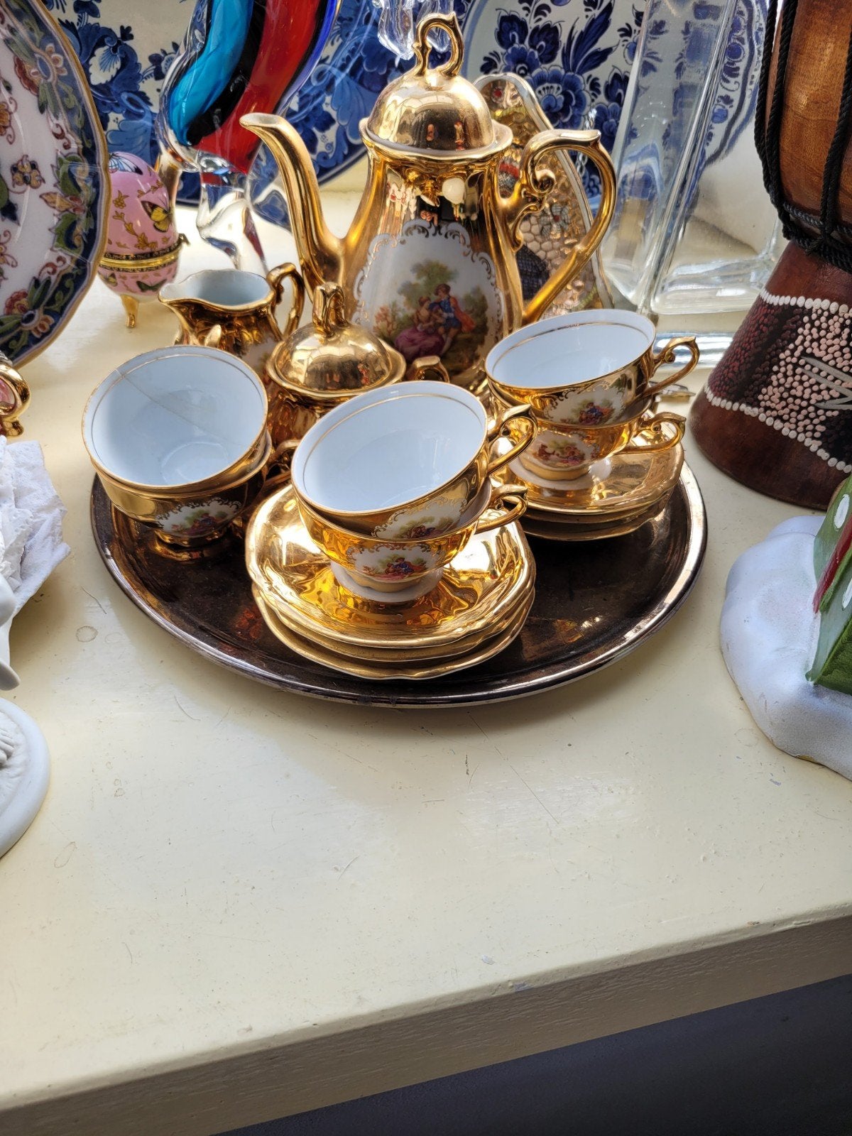 Vintage Goudkleurig Porseleinen Theeservies met Decor, Ophalen